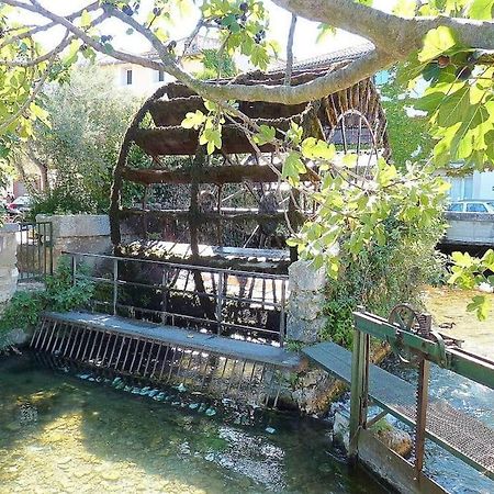 Le Nid De Marius Διαμέρισμα LʼIsle-sur-la-Sorgue Εξωτερικό φωτογραφία